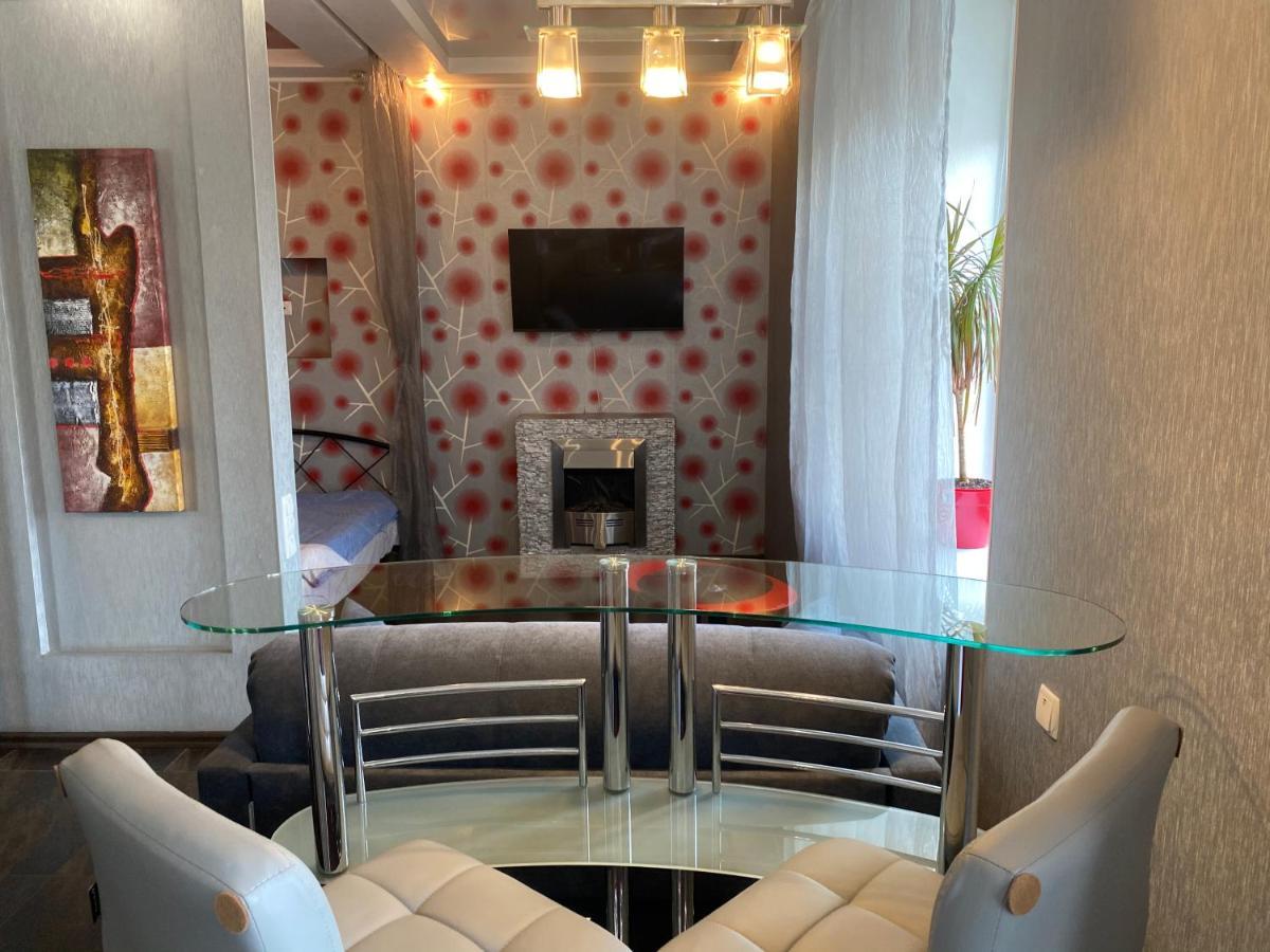 Modern Luxury Studio In The Center Of Kharkiv At Konstitutsii Square Eksteriør billede
