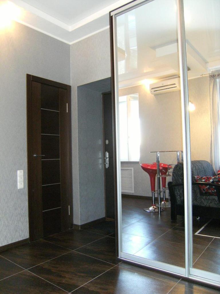 Modern Luxury Studio In The Center Of Kharkiv At Konstitutsii Square Eksteriør billede