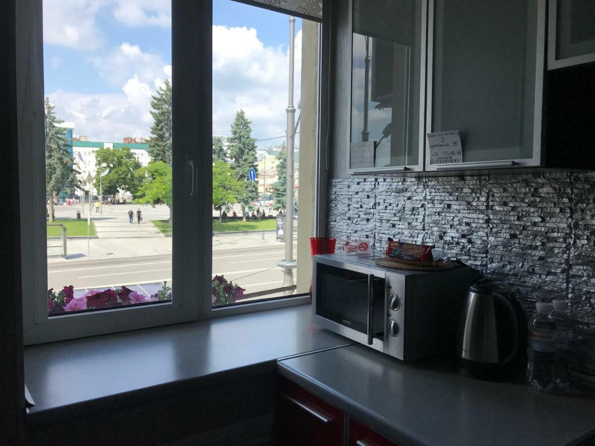 Modern Luxury Studio In The Center Of Kharkiv At Konstitutsii Square Eksteriør billede
